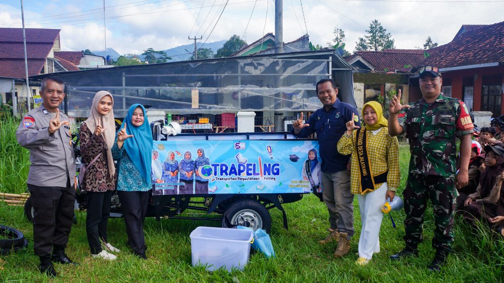 TIGA PILAR dan Bunda Literasi Desa Jalatrang bersinergi mensukseskan TRAPELING