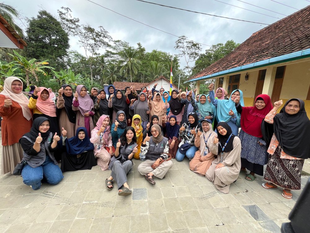 Inovasi Mahasiswa Unper: Nugget Lele Anti-Stunting dan Nagalicious Jelly Kulit Buah Naga Dukung Program Posyandu Tunas Mekar 1 Desa Jalatrang